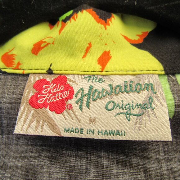 Hilo Hattie Cal-Nev-Ha Black Floral Hawaiian Shirt Men's Size Medium - Picture 4 of 5